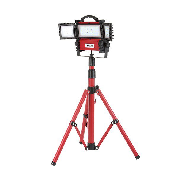 LÁMPARA DE TRABAJO MULTIDIRECCIONAL LED