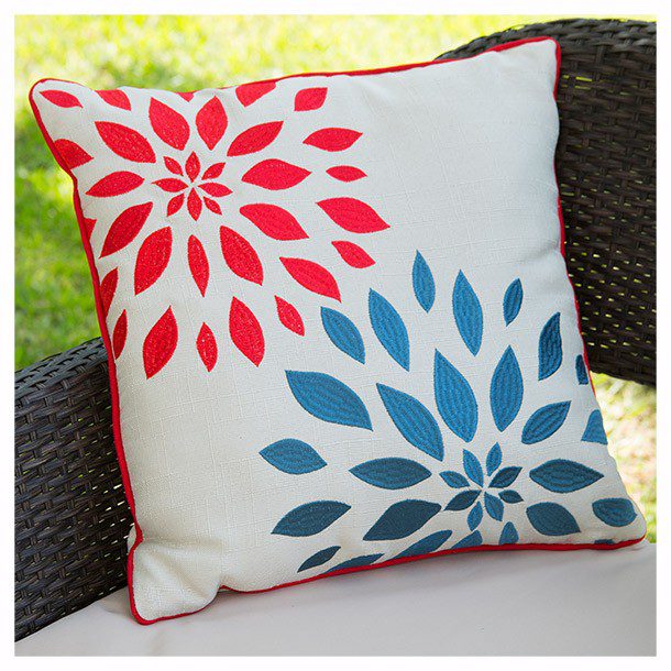 COJIN PETALOS 45.7CM