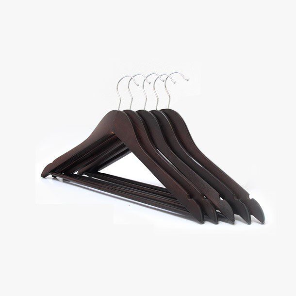 PAQUETE 5 GANCHOS DE MADERA CHOCOLATE