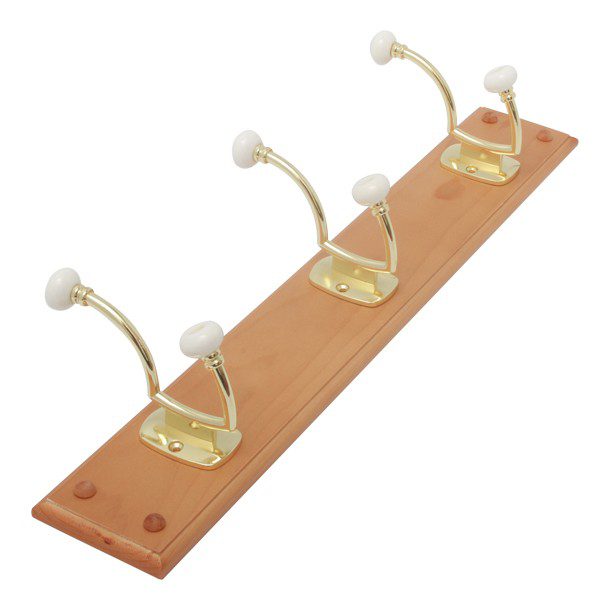 GANCHO TRIPLE DORADO BASE MADERA