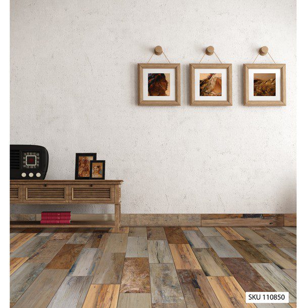 PISO NORWEGIAN 18X55 CAOBA 1.49 M2