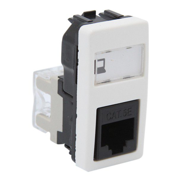 TOMA DE COMPUTO 1 MODULO BLANCO